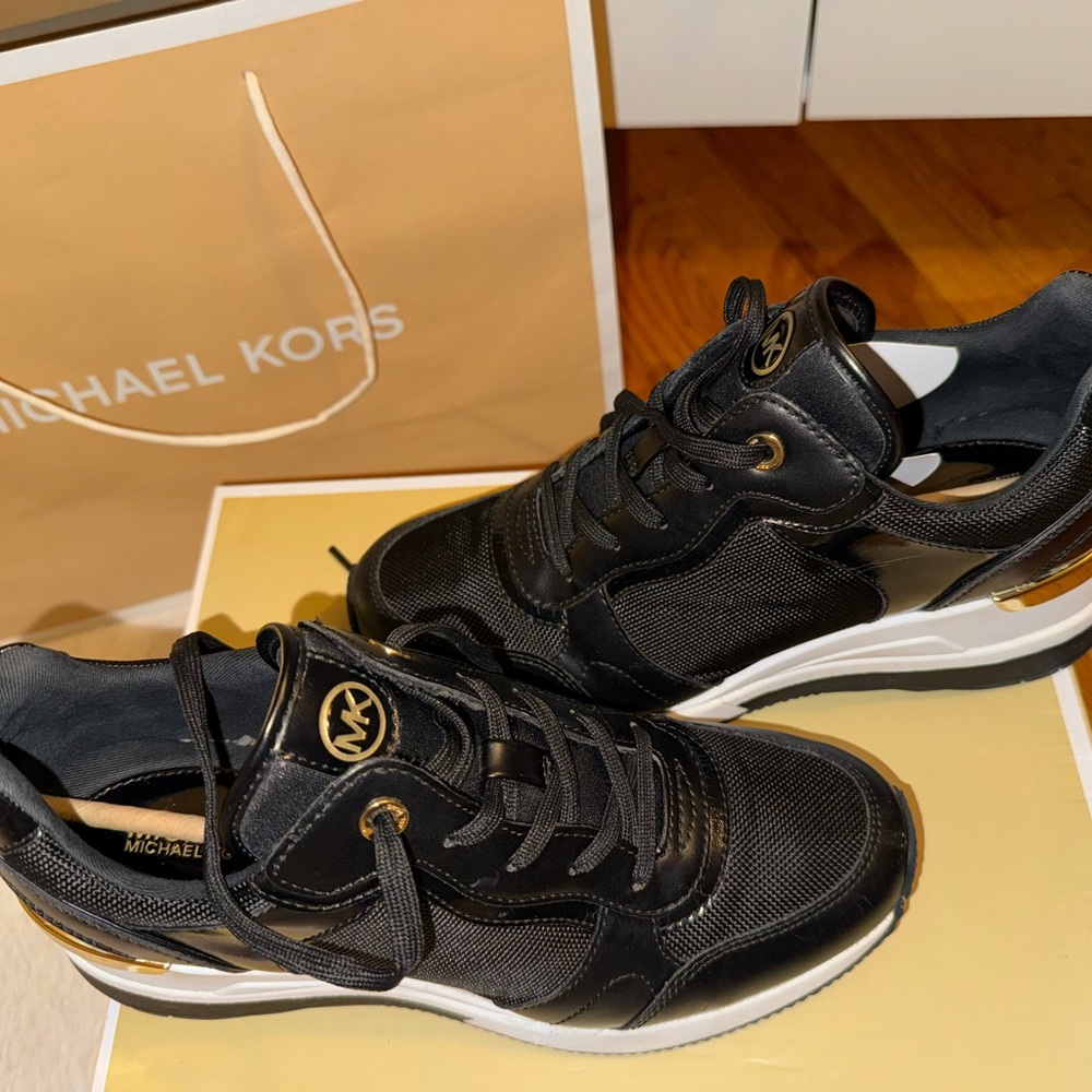 Michael Kors sneakers shoes